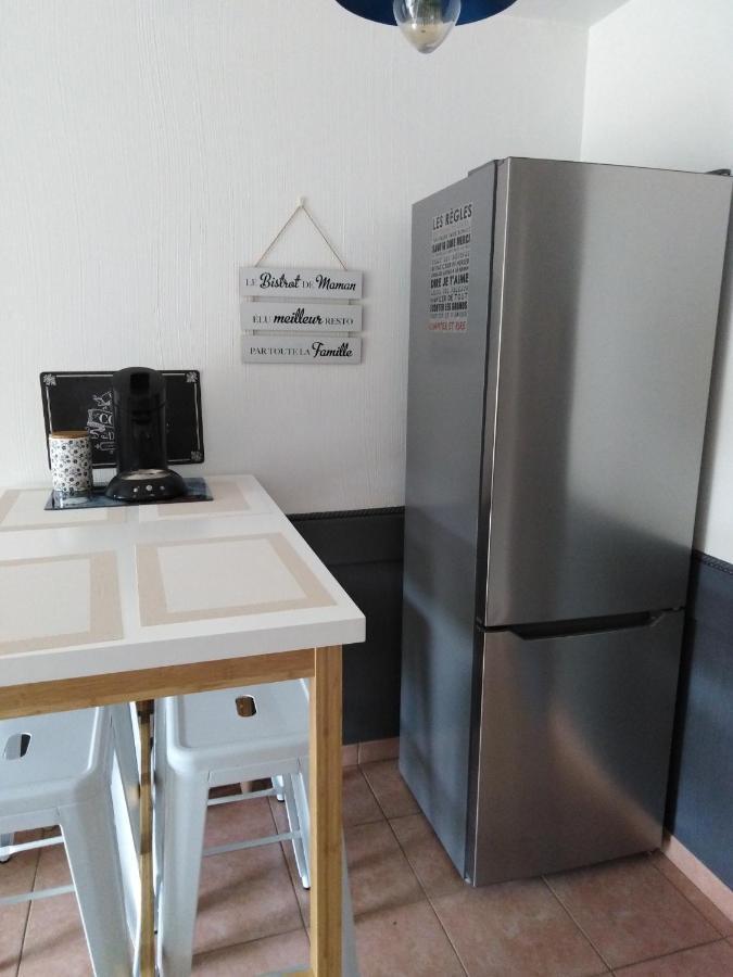 Appartement T2 Avec Piscine A 100 M De La Plage Six-Fours-les-Plages Zewnętrze zdjęcie
