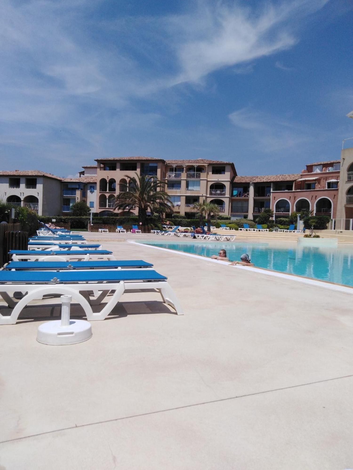 Appartement T2 Avec Piscine A 100 M De La Plage Six-Fours-les-Plages Zewnętrze zdjęcie